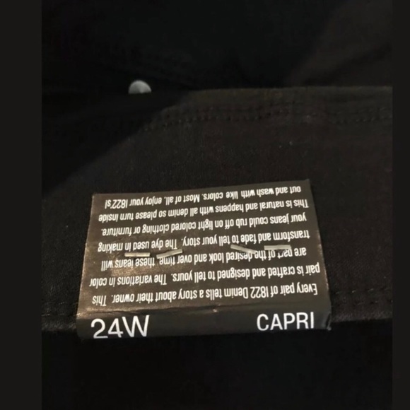 Black Soft Stretch Capri Jeans 1822 Denim Size 24W - Picture 7 of 8
